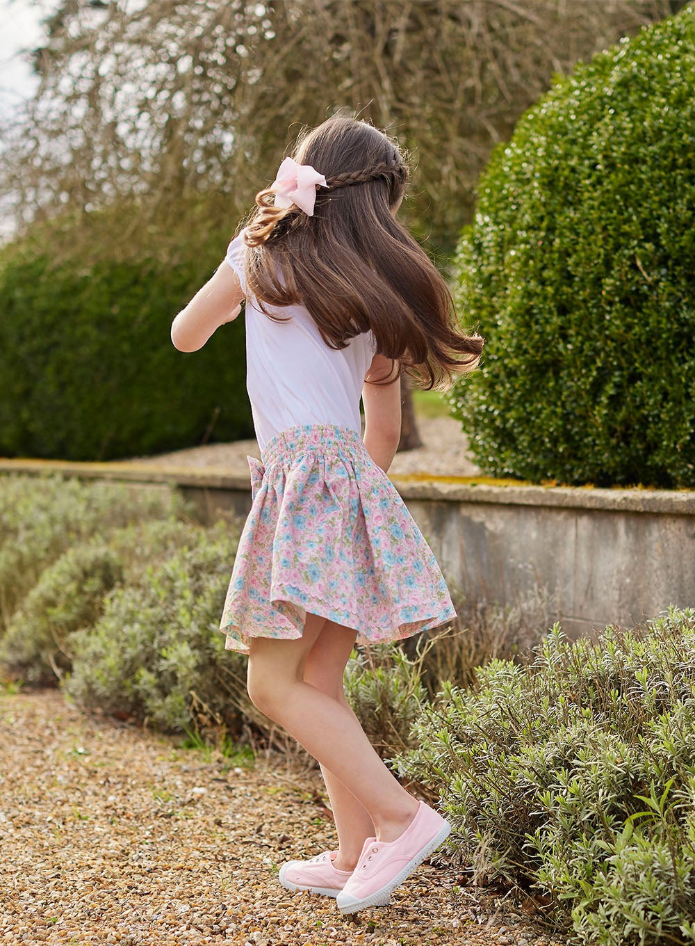 Floral skirt with bow hotsell